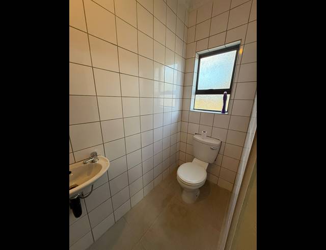 3 BEDROOM HOUSE FOR SALE IN GOLDEN GARDENS
